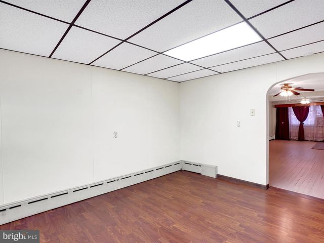 132 WATER ST, New Philadelphia, PA 17959