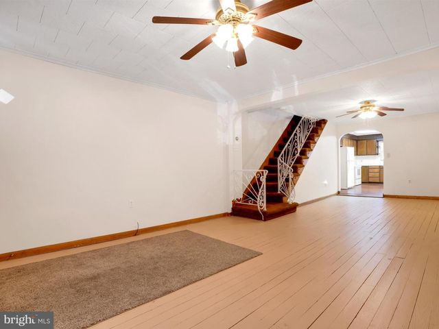 132 WATER ST, New Philadelphia, PA 17959