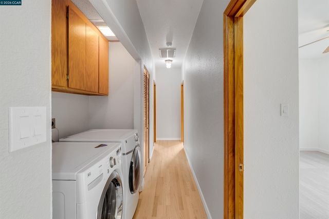 3882 Chestnut Ave, Concord, CA 94519