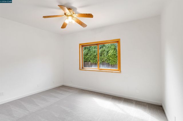 3882 Chestnut Ave, Concord, CA 94519