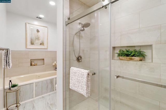 3882 Chestnut Ave, Concord, CA 94519