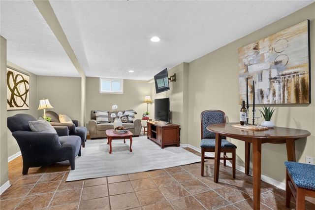 7031 Edith Avenue, Kansas City, KS 66109