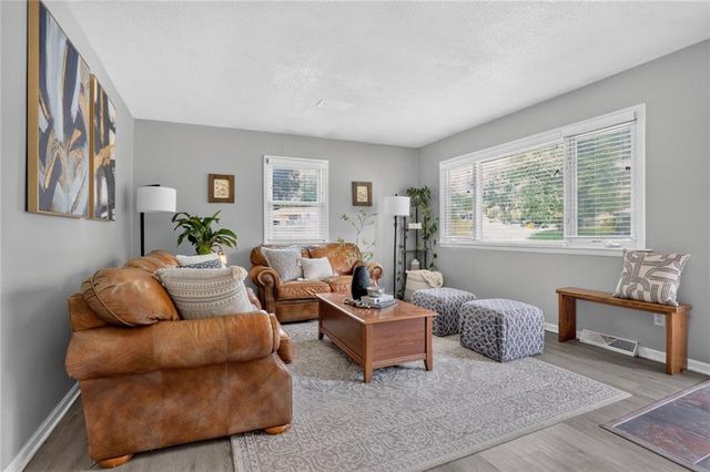 7031 Edith Avenue, Kansas City, KS 66109