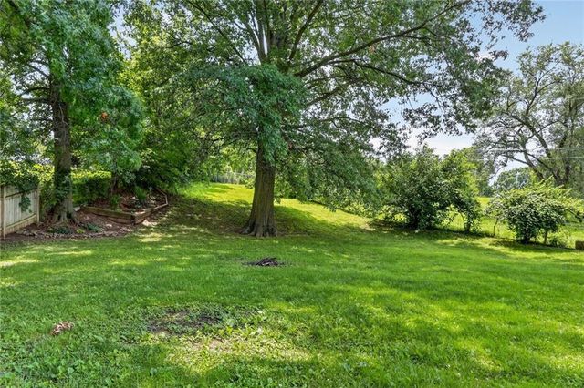 7031 Edith Avenue, Kansas City, KS 66109