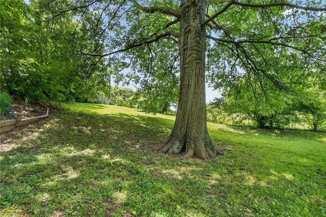 7031 Edith Avenue, Kansas City, KS 66109