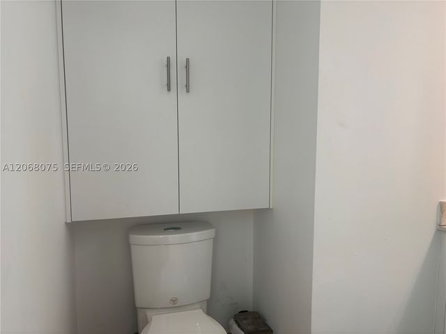 1800 N Bayshore Dr 3007, Miami, FL 33132