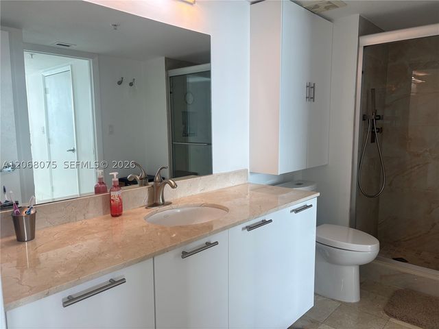 1800 N Bayshore Dr 3007, Miami, FL 33132