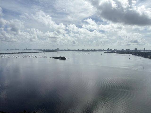 1800 N Bayshore Dr 3007, Miami, FL 33132