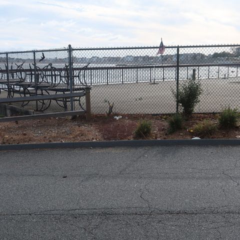 1 Pond 4N, Winthrop, MA 02152