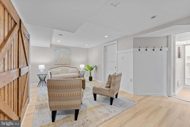 1214 W BRADDOCK RD, Alexandria, VA 22302