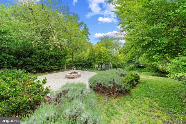1214 W BRADDOCK RD, Alexandria, VA 22302