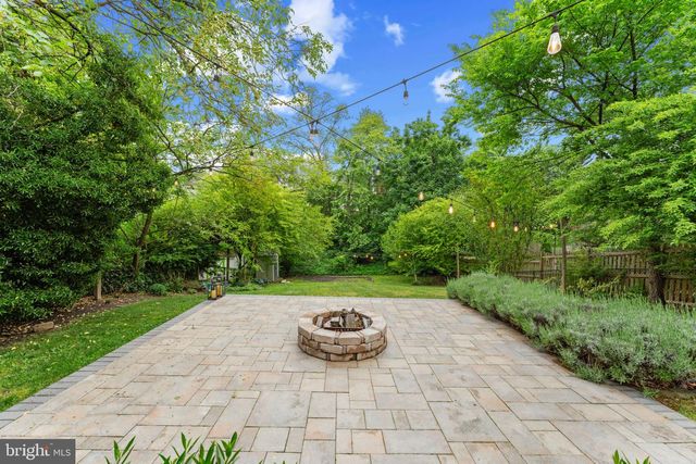 1214 W BRADDOCK RD, Alexandria, VA 22302