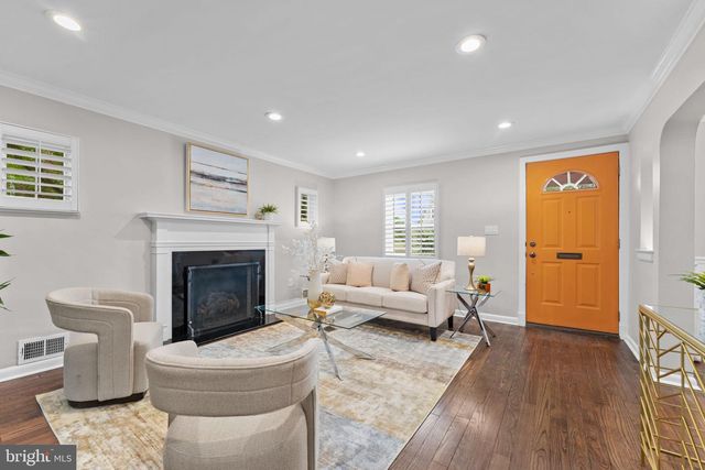 1214 W BRADDOCK RD, Alexandria, VA 22302