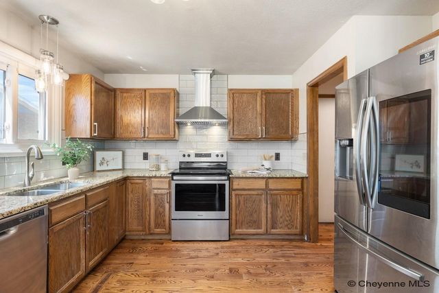 7119 CORDOVA DR, Cheyenne, WY 82009