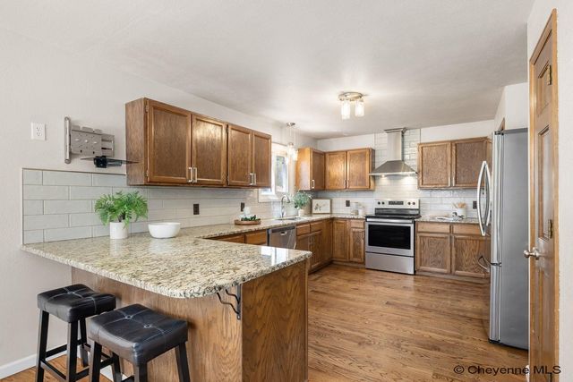 7119 CORDOVA DR, Cheyenne, WY 82009