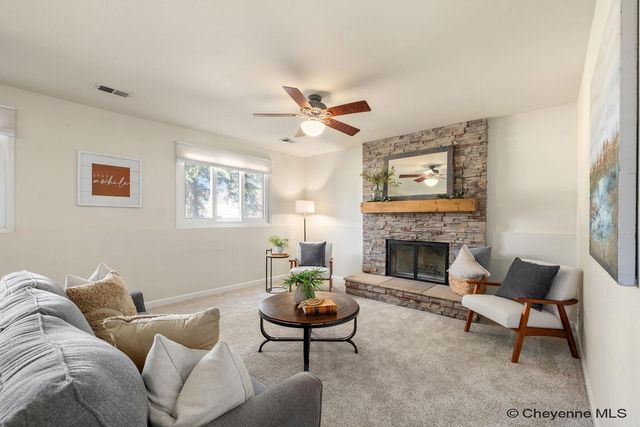 7119 CORDOVA DR, Cheyenne, WY 82009