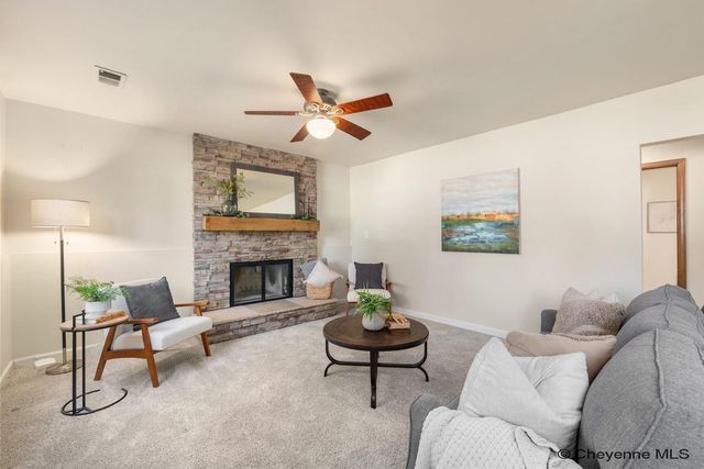 7119 CORDOVA DR, Cheyenne, WY 82009