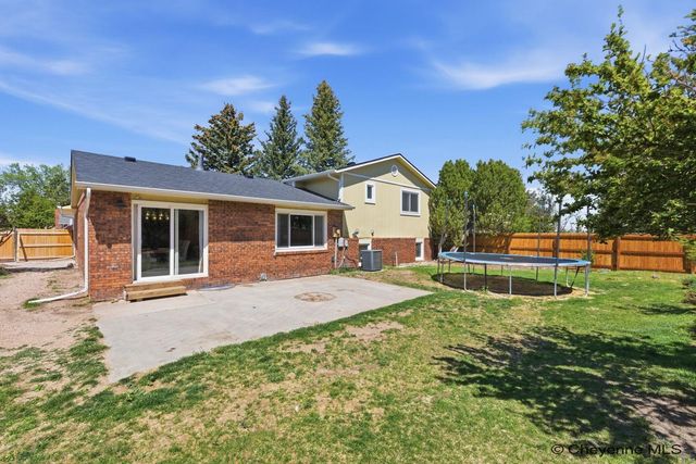 7119 CORDOVA DR, Cheyenne, WY 82009