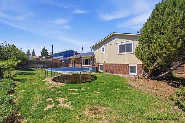 7119 CORDOVA DR, Cheyenne, WY 82009