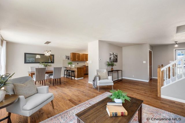 7119 CORDOVA DR, Cheyenne, WY 82009