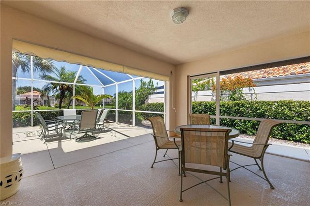 4079 Los Altos CT E, Naples, FL 34109