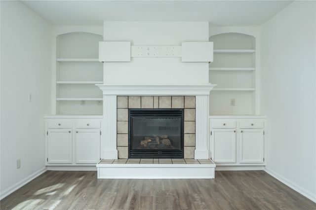 350 SE Westgate Drive, Waukee, IA 50263