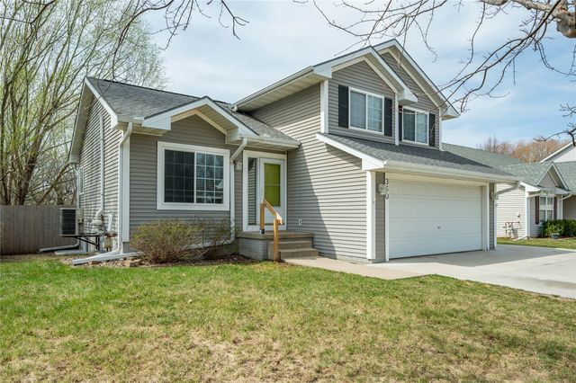 350 SE Westgate Drive, Waukee, IA 50263