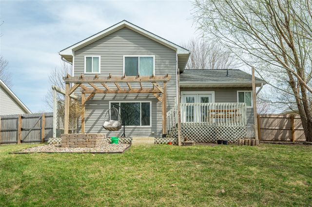 350 SE Westgate Drive, Waukee, IA 50263