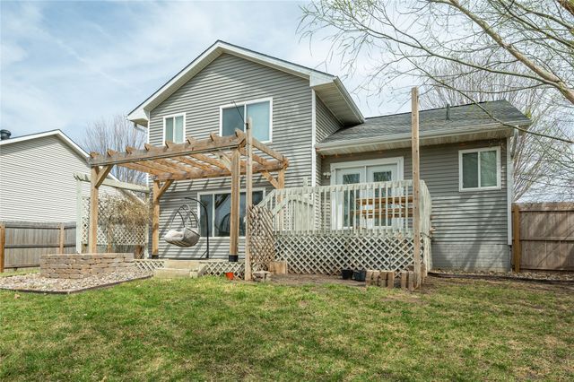 350 SE Westgate Drive, Waukee, IA 50263