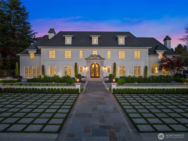 1750 92nd Avenue NE, Clyde Hill, WA 98004