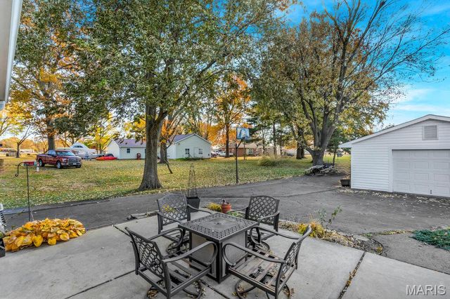 1135 Common Field Street, Portage Des Sioux, MO 63373