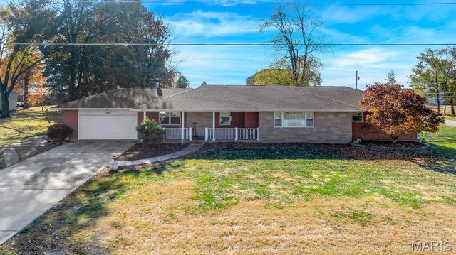 1135 Common Field Street, Portage Des Sioux, MO 63373