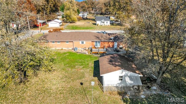 1135 Common Field Street, Portage Des Sioux, MO 63373