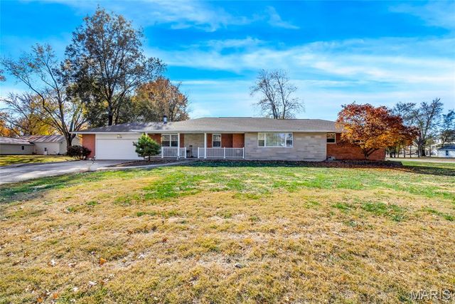 1135 Common Field Street, Portage Des Sioux, MO 63373