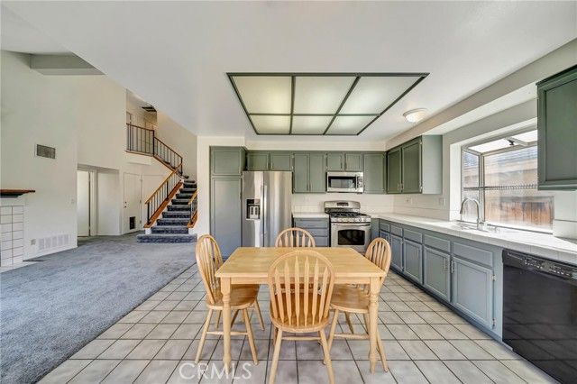 1009 Heatherfield Avenue, Rosamond, CA 93560