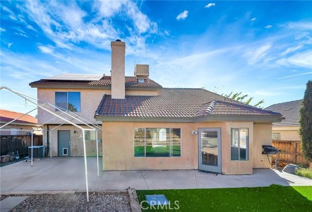 1009 Heatherfield Avenue, Rosamond, CA 93560