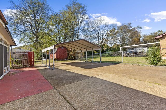 4025 Kings Cir, Nashville, TN 37218