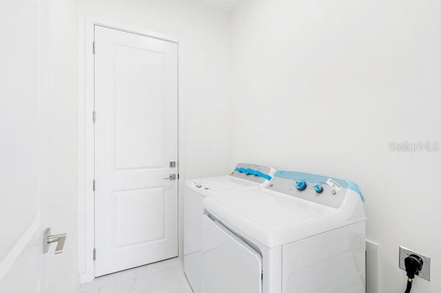 3927 NW 38TH STREET, Cape Coral, FL 33993