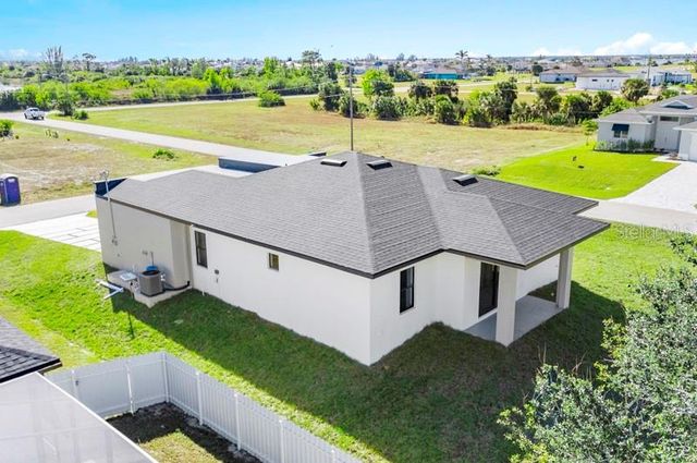 3927 NW 38TH STREET, Cape Coral, FL 33993