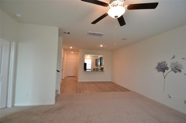 15243 Crescent Brookfield Drive, Humble, TX 77396