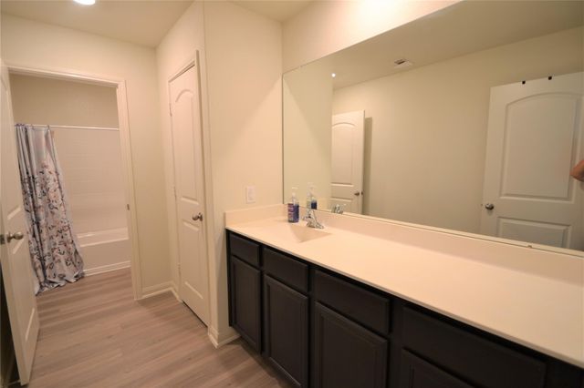 15243 Crescent Brookfield Drive, Humble, TX 77396
