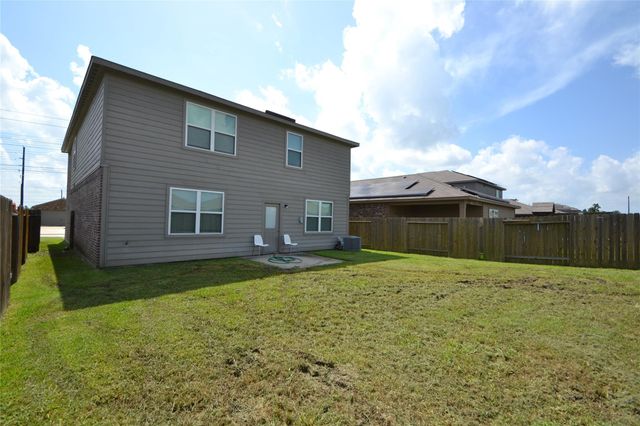 15243 Crescent Brookfield Drive, Humble, TX 77396