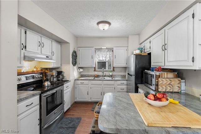 1277 Weiser Avenue, Akron, OH 44314