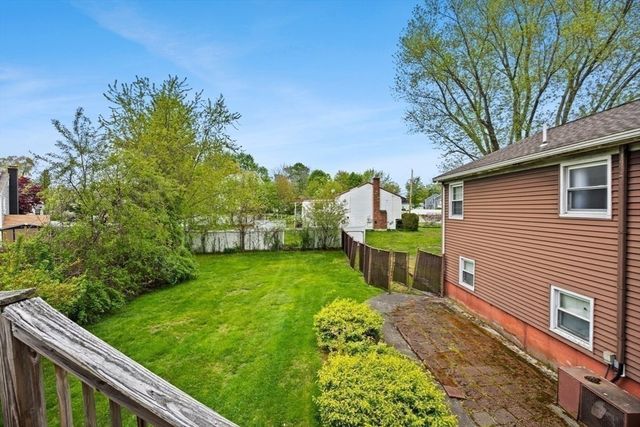 273 W Chestnut St, Brockton, MA 02301