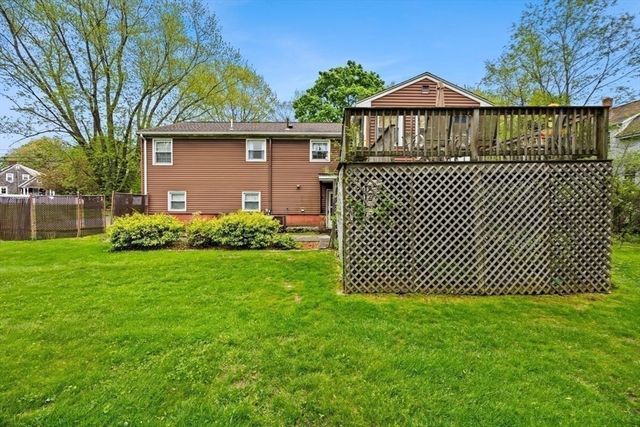 273 W Chestnut St, Brockton, MA 02301