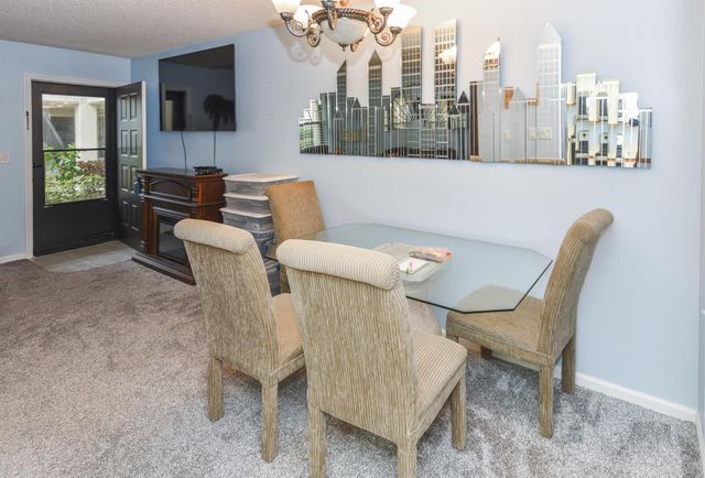 390 SW South River Drive 104, Stuart, FL 34997