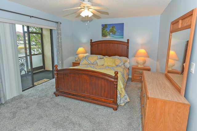 390 SW South River Drive 104, Stuart, FL 34997