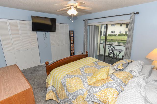 390 SW South River Drive 104, Stuart, FL 34997