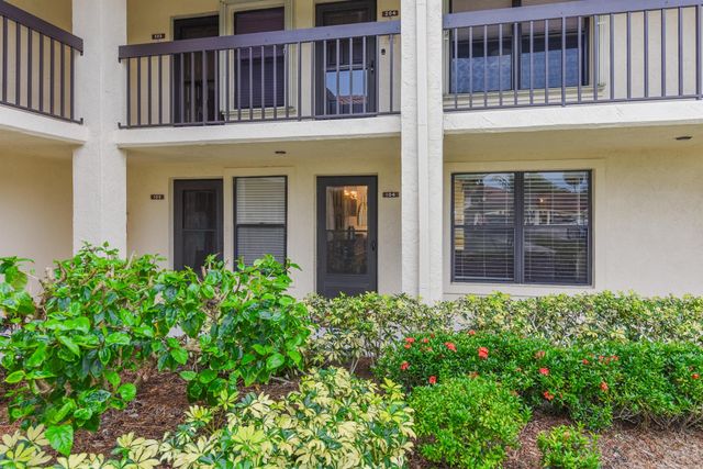 390 SW South River Drive 104, Stuart, FL 34997