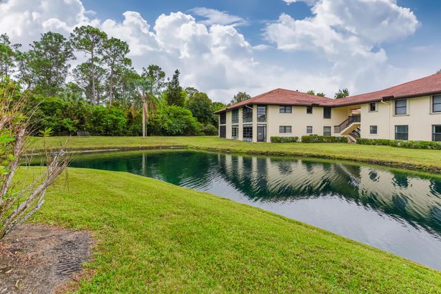 390 SW South River Drive 104, Stuart, FL 34997